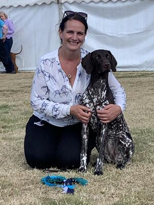 Violet - winning the Gundog Group at Turriff Open