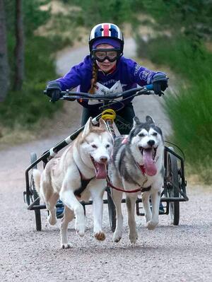 Layla with Phoebi & Piper racing in J2 class