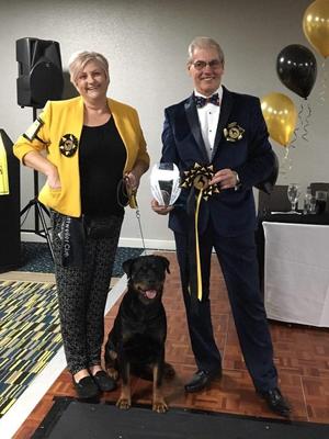 Marnie winning Best bitch at Dog of the Year 2018